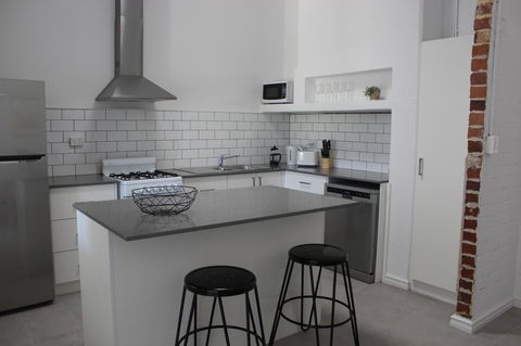 Captain\'s Heritage Cottage - Central Fremantle 2 Bedroom Historic Cottage - Accommodation Nelson Bay 5