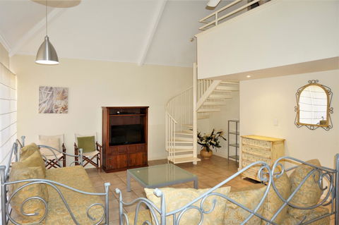 Osprey Holiday Village Unit 110 - Accommodation Nelson Bay 5