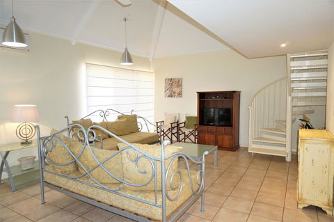 Osprey Holiday Village Unit 110 - Accommodation Nelson Bay 4
