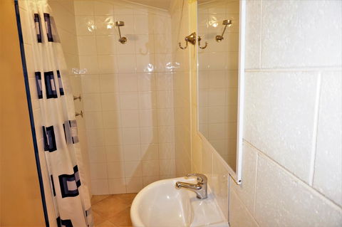 Osprey Holiday Village Unit 110 - Accommodation Nelson Bay 19