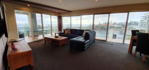 Ocean View-breath Taking Views, Amazing Facilities - Accommodation Nelson Bay 11
