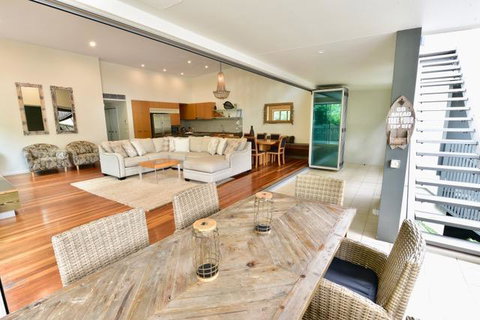 East On Byron - Accommodation Nelson Bay 14