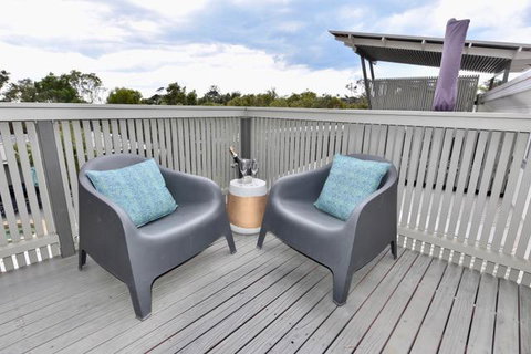 East On Byron - Accommodation Nelson Bay 3