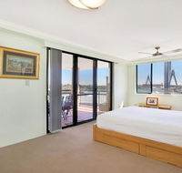 Darling Harbor Apartment - Accommodation Nelson Bay