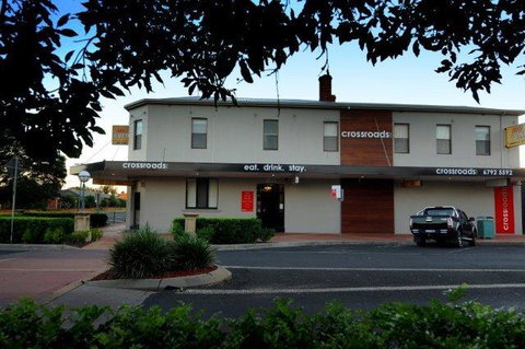 Crossroads Hotel - Nelsons Bay Accommodation 18