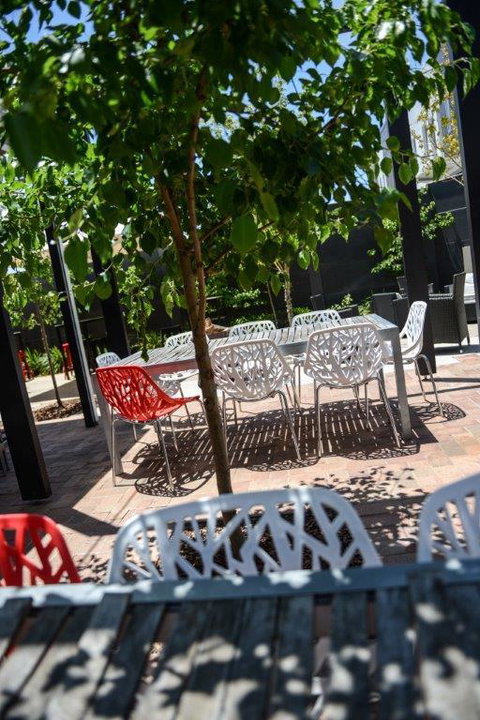 Crossroads Hotel - Nelsons Bay Accommodation 24