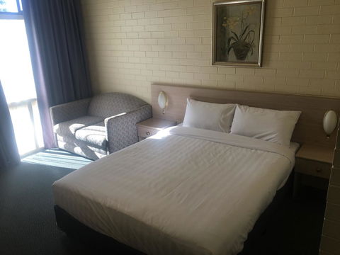 Junee Motor Inn - Accommodation Nelson Bay 14