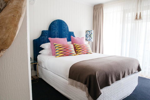 The Lord Byron - Accommodation Nelson Bay 1