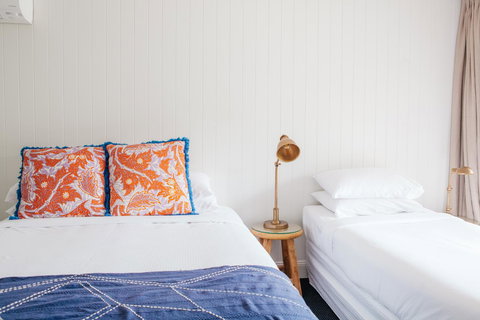 The Lord Byron - Accommodation Nelson Bay 9