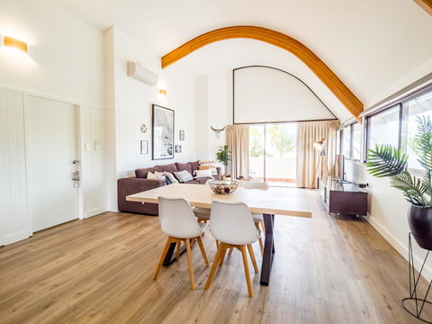 Waves Byron Bay - Accommodation Nelson Bay 4