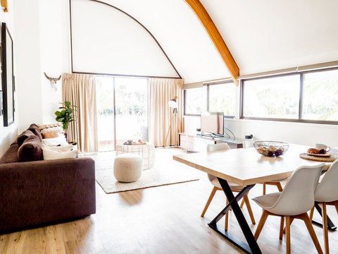 Waves Byron Bay - Accommodation Nelson Bay 10