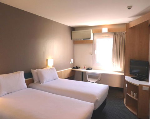 Ibis Thornleigh - Nelson Bay Accommodation.com 24