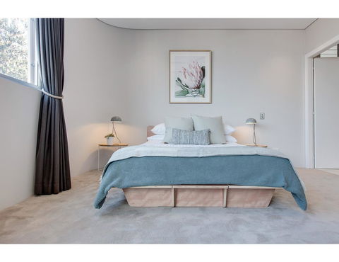 Oceanside Elegance At Superb Home Steps From Sand - Accommodation Nelson Bay 1