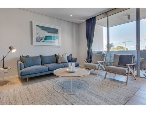 Oceanside Elegance At Superb Home Steps From Sand - Accommodation Nelson Bay 0