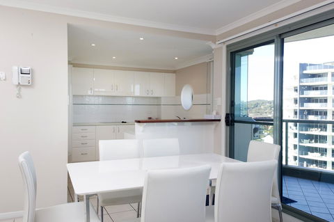 Sails Apartments - Accommodation Nelson Bay 3