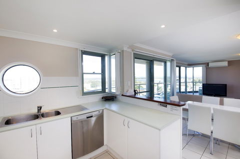 Sails Apartments - Accommodation Nelson Bay 2