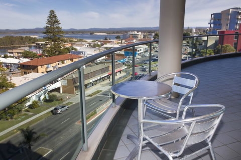 Sails Apartments - Accommodation Nelson Bay 9