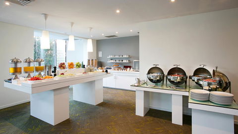 BEST WESTERN PLUS Apollo Hotel Newcastle - Accommodation Nelson Bay 14