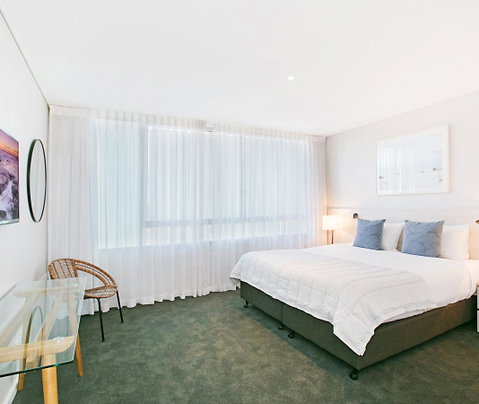 Oaks Nelson Bay Lure Suites - Accommodation Nelson Bay 2