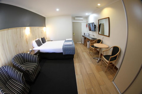 Sleepy Hill Motor Inn - Accommodation Nelson Bay 3