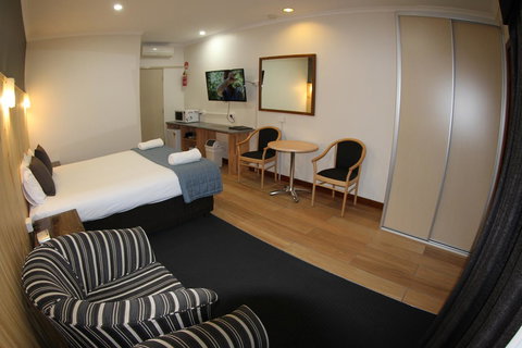 Sleepy Hill Motor Inn - Accommodation Nelson Bay 15