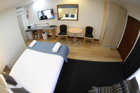 Sleepy Hill Motor Inn - Accommodation Nelson Bay 2