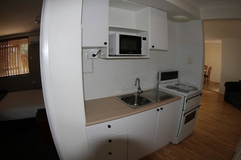 Sleepy Hill Motor Inn - Accommodation Nelson Bay 44