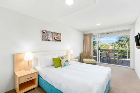 Quality Suites Pioneer Sands - Accommodation Nelson Bay 6