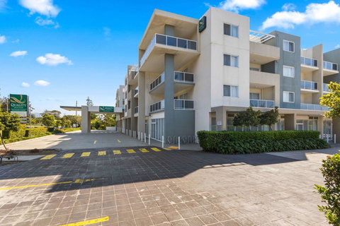 Quality Suites Pioneer Sands - Accommodation Nelson Bay 8