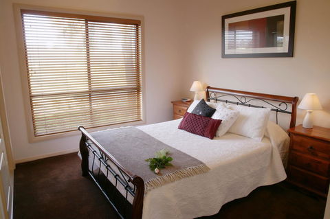 Nightingale Villas - Accommodation Nelson Bay 3