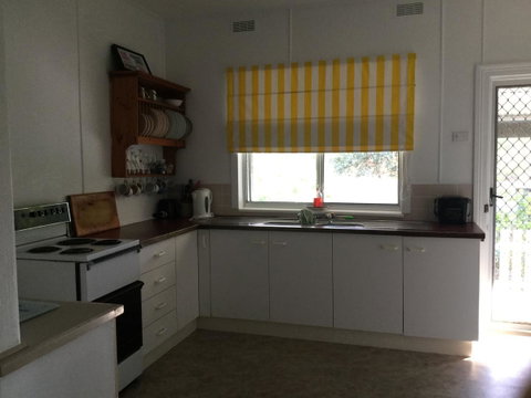 Hat Head Beach Cottage 1 - Nelsons Bay Accommodation 14