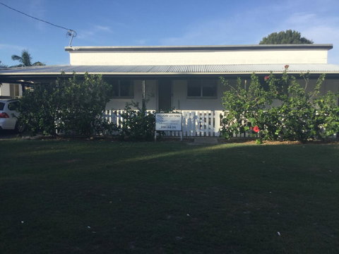 Hat Head Beach Cottage 1 - Nelsons Bay Accommodation 21