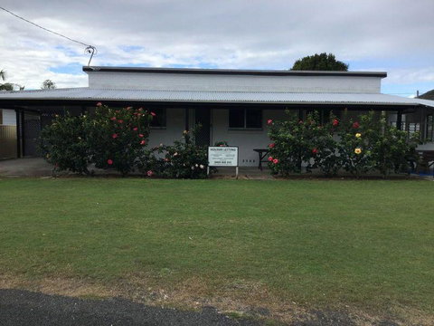 Hat Head Beach Cottage 1 - Nelsons Bay Accommodation 0