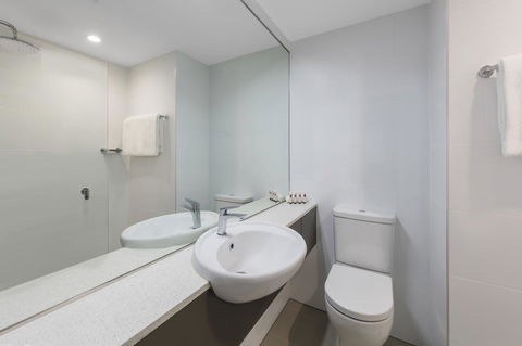 Travelodge Hotel Sydney Airport - Accommodation Nelson Bay 25