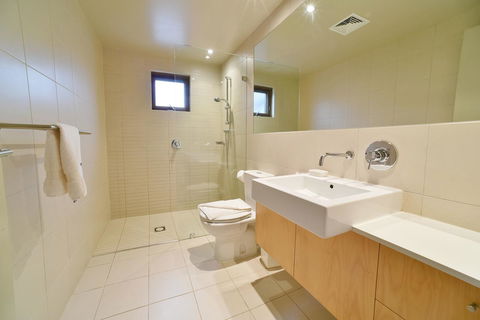 Snowstream 4 - Accommodation Nelson Bay 4