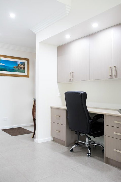 Armidale Cottage - House 2 - Nelsons Bay Accommodation 13