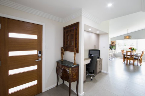 Armidale Cottage - House 2 - Nelsons Bay Accommodation 7