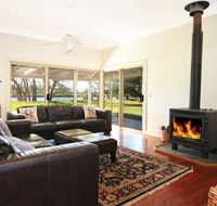 Terara Riverside Retreat - Accommodation Nelson Bay
