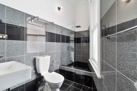 Hotel Harry, Ascend Hotel Collection - Accommodation Nelson Bay 23