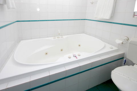 Sapphire Waters Motor Inn - Accommodation Nelson Bay 25
