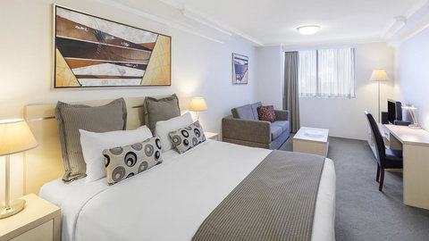 Oaks Sydney Castlereagh Suites - Accommodation Nelson Bay 6