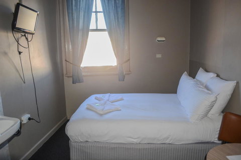 Commercial Hotel Motel Lithgow - Accommodation Nelson Bay 24