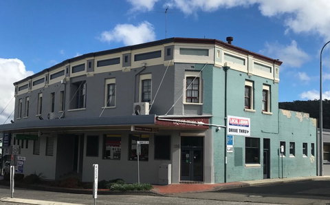 Commercial Hotel Motel Lithgow - Accommodation Nelson Bay 1