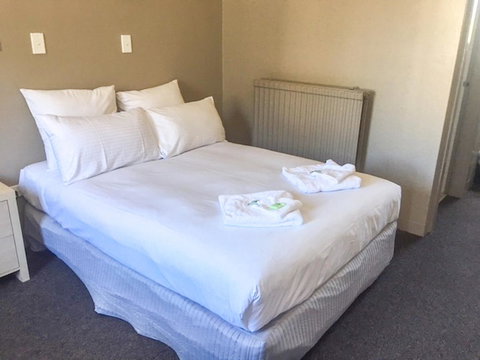 Commercial Hotel Motel Lithgow - Accommodation Nelson Bay 14