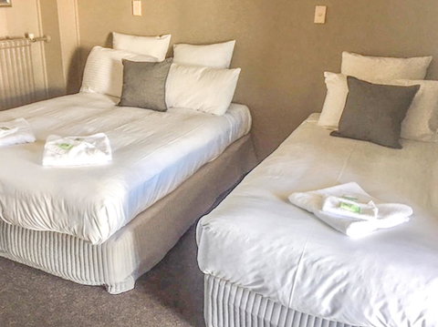 Commercial Hotel Motel Lithgow - Accommodation Nelson Bay 7