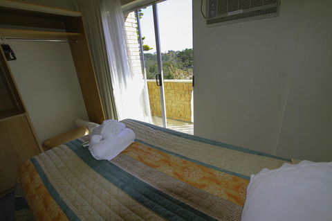 Rest Easy Motel - Accommodation Nelson Bay 17