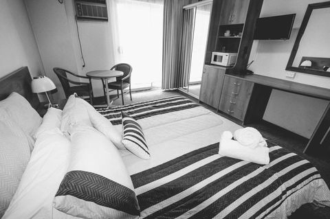 Rest Easy Motel - Accommodation Nelson Bay 18