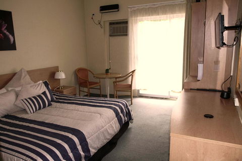 Rest Easy Motel - Accommodation Nelson Bay 15