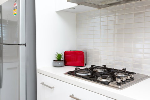 Brand New Executive Apartment - Nelsons Bay Accommodation 7