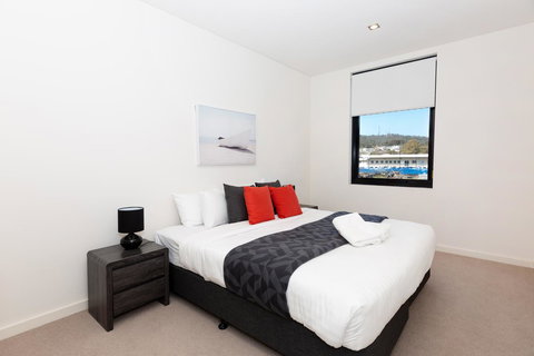 Brand New Executive Apartment - Nelsons Bay Accommodation 13
